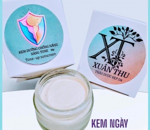KEM DƯỠNG CHỐNG NẮNG VÀ NÂNG TONE